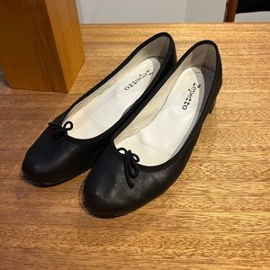 Repetto Black Leather Pumps